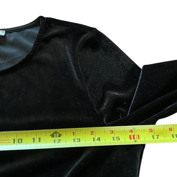 BEAR DANCE black velvet crop top,rhinestone fringe ,whimsigoth,goth,witchy,EC - Picture 9 of 11